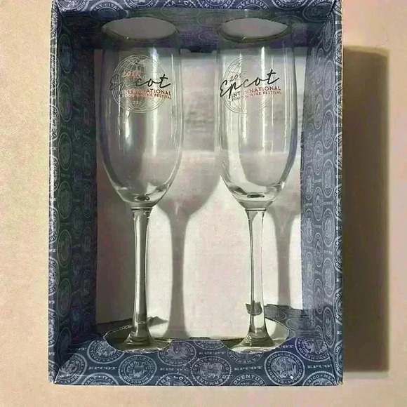 Disney Other - 2017 Disney Epcot international food & wine festival glasses.